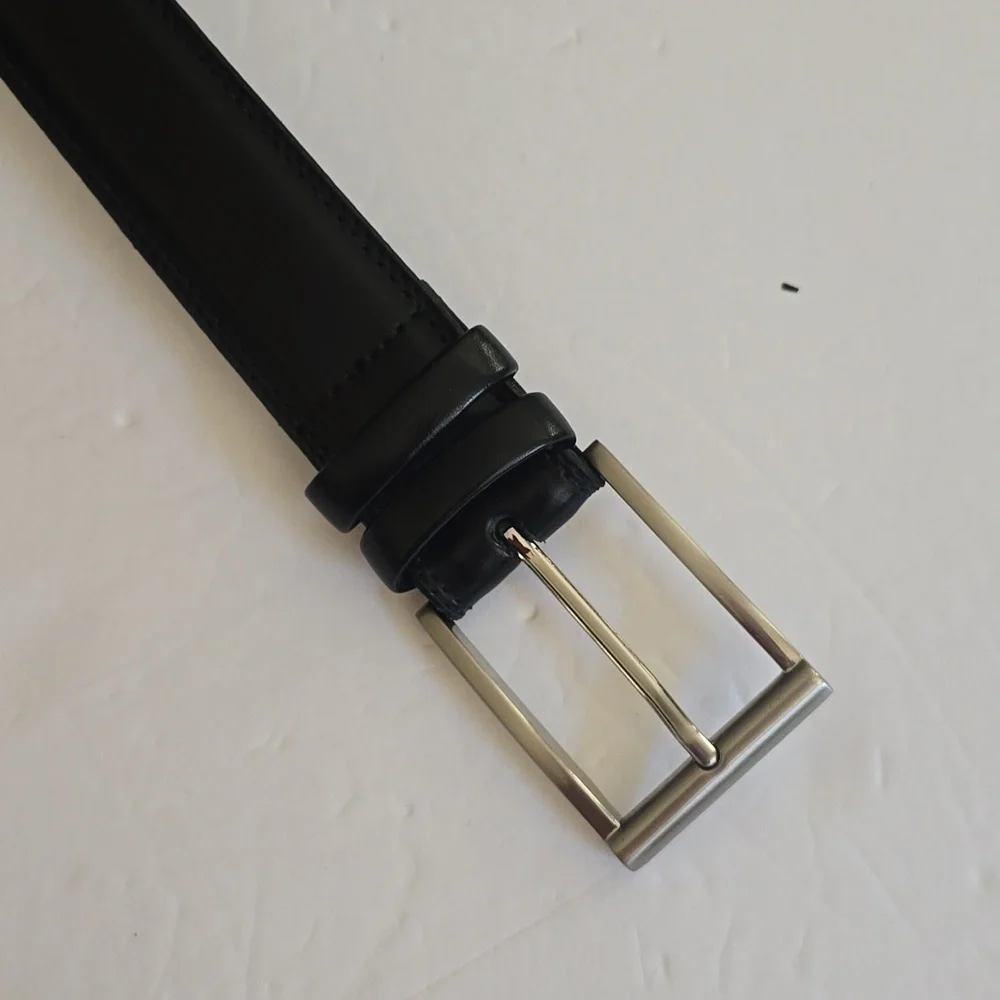 Mens Black Leather Silver Buckle Belt New! Sz.38